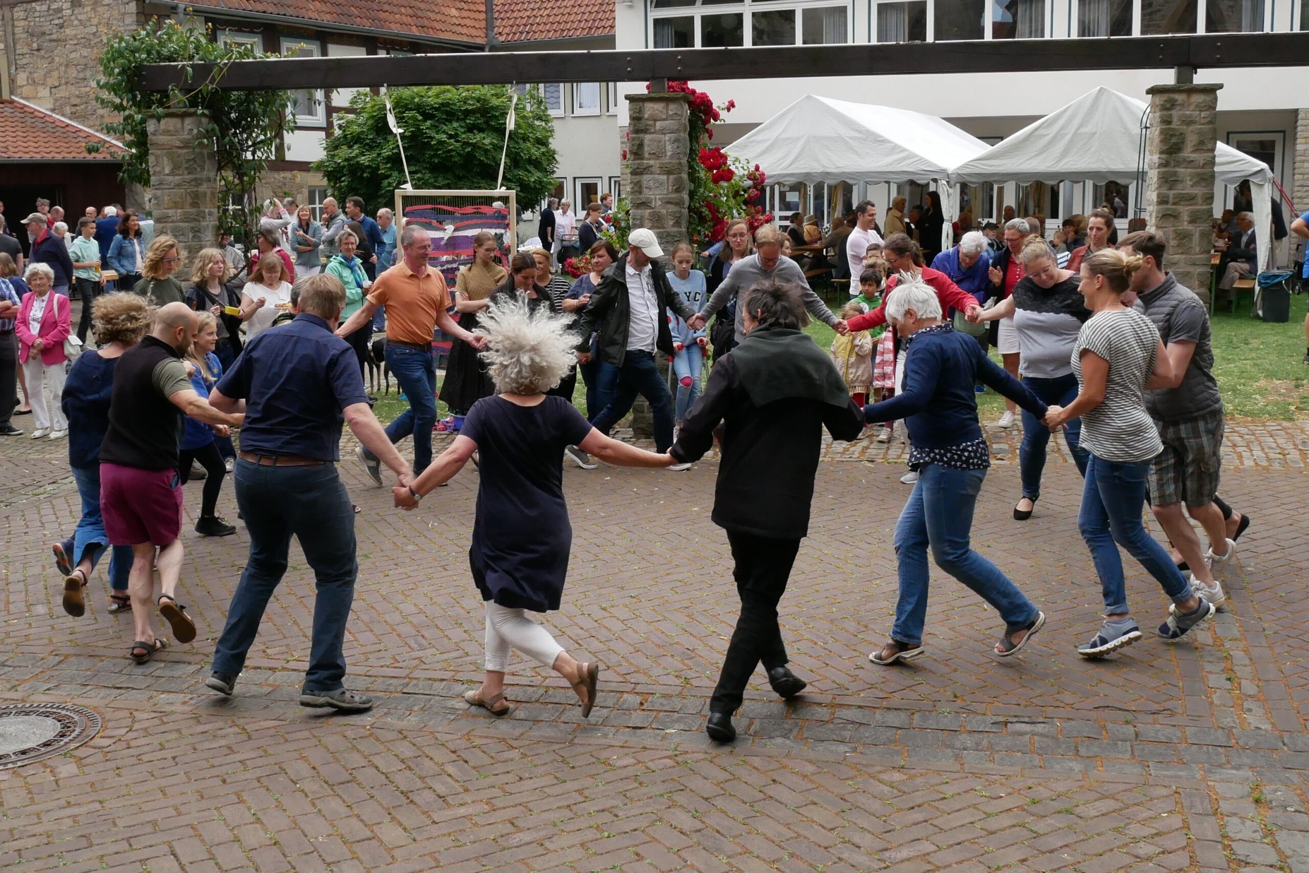 Du betrachtest gerade Eine Gemeinschaft voll Leben