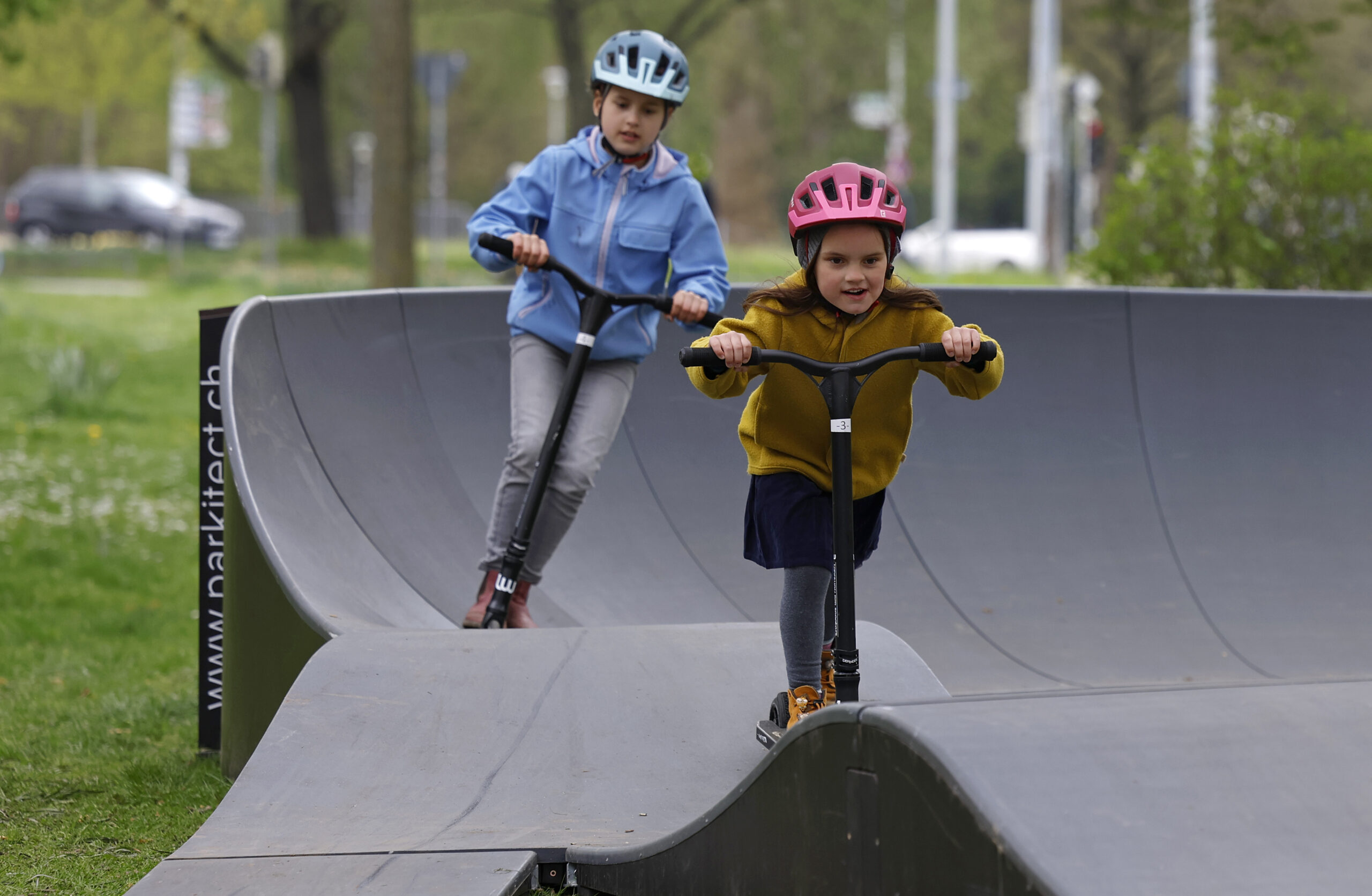 Du betrachtest gerade Auf Rollen und Rädern