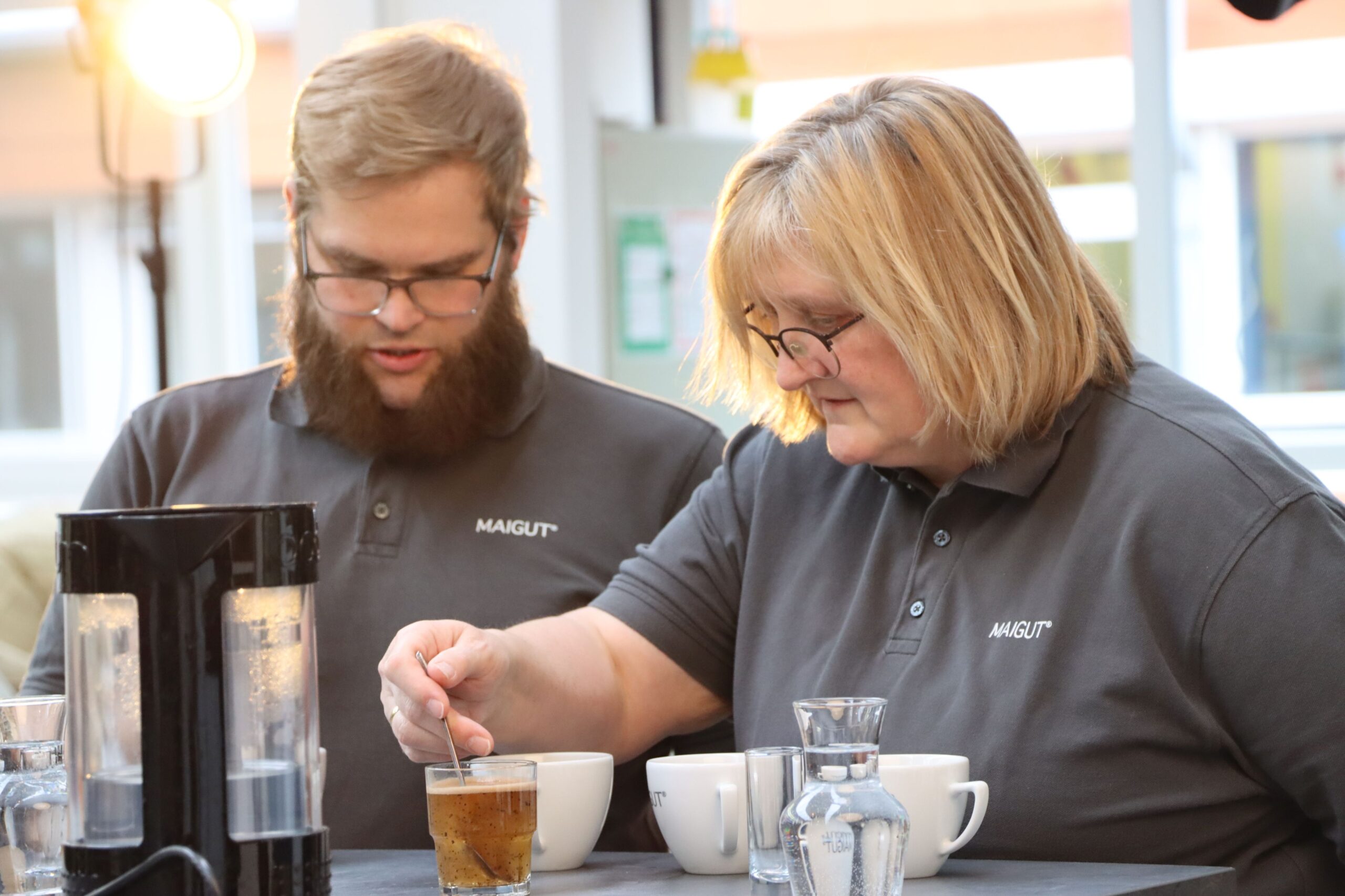 Du betrachtest gerade Miteinander sprechen, gemeinsam Spaß haben